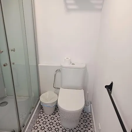 Ξενοδοχείο Rin 2*